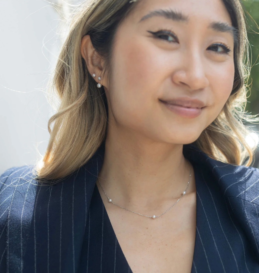 CLAUDIA BRADBY THREE PEARL FINE CHOKER STYLE NECKLACE