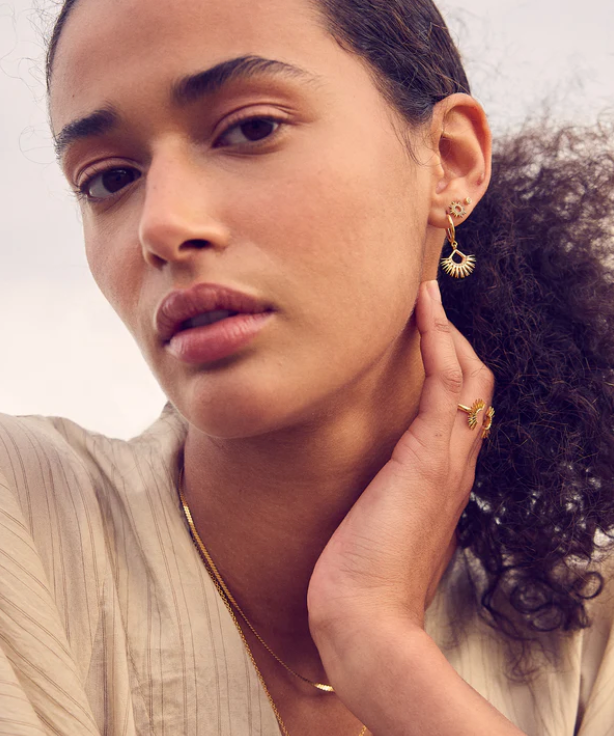 RACHEL JACKSON RISING SUN HUGGIE HOOP EARRINGS