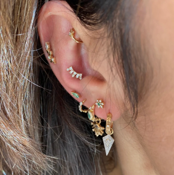 ZOHREH V DIAMOND FAN FLAT BACK EARRING