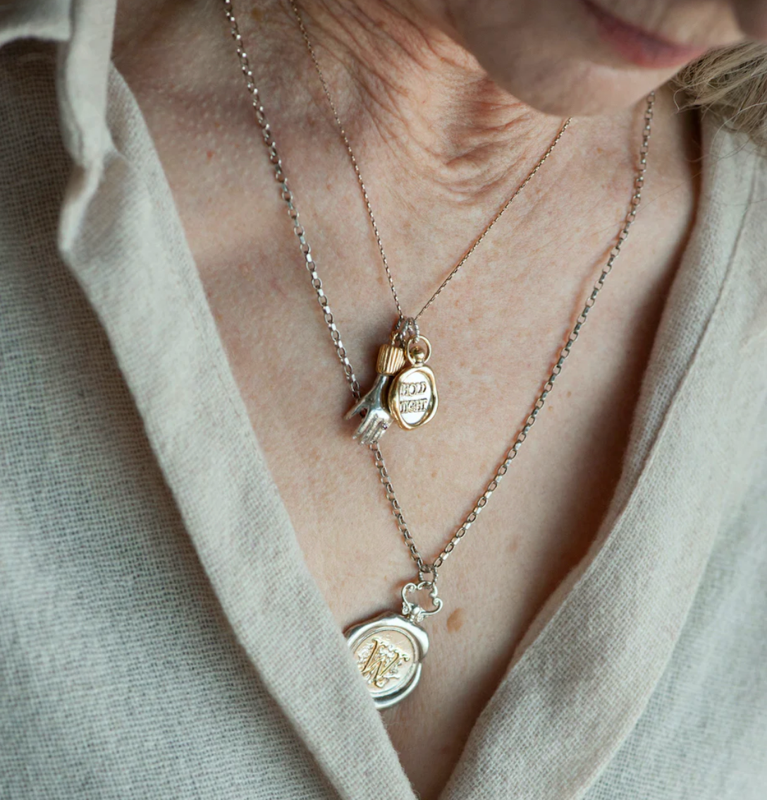 JESSICA DE LOTZ MADE TO ORDER LARGE SOLID GOLD WAX SEAL NECKLACE