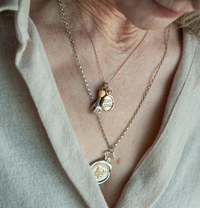 JESSICA DE LOTZ MADE TO ORDER LARGE SOLID GOLD WAX SEAL NECKLACE