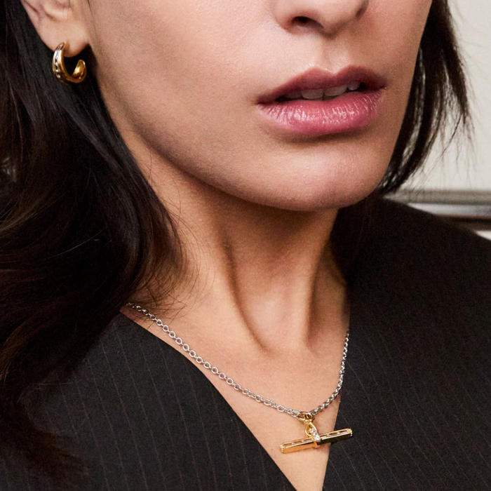 V BY LAURA VANN JEANE T-BAR NECKLACE