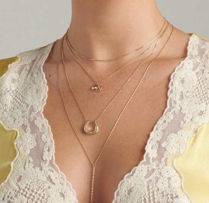 MÉTIER DIAMOND DALA HORSE SHOE PENDANT