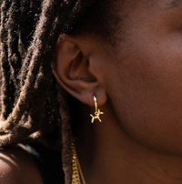 SCREAM PRETTY BALLOON DOG CHARM HOOP EARRINGS