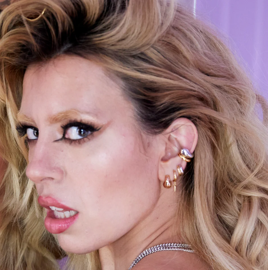 SCREAM PRETTY MIXED METAL HUGGIE EARRINGS