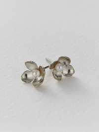 ALEX MONROE CUCKOO FLOWER STUD EARRINGS