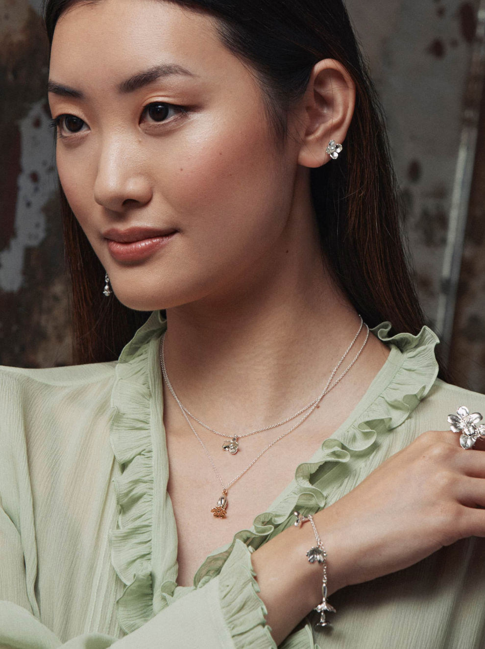 ALEX MONROE CUCKOO FLOWER STUD EARRINGS