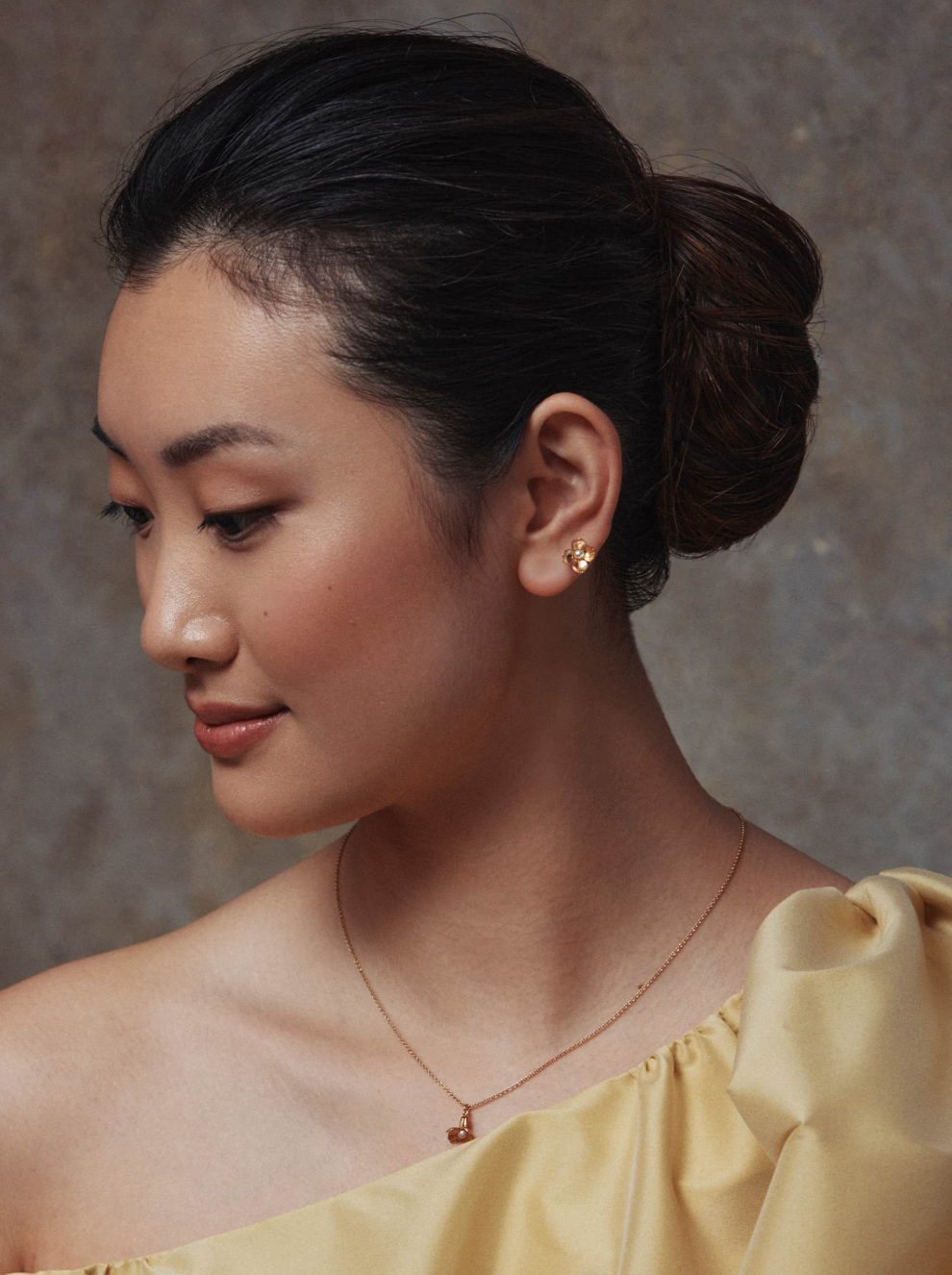 ALEX MONROE CUCKOO FLOWER STUD EARRINGS