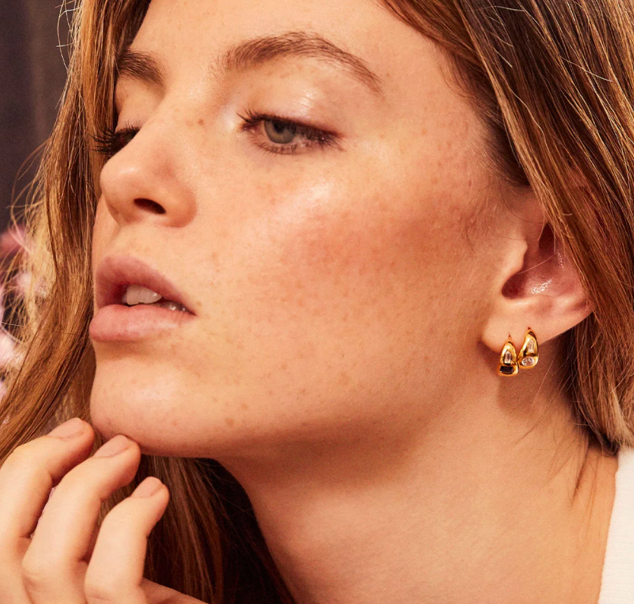 V BY LAURA VANN ERIKA SMALL CHUBBY HOOP EARRINGS