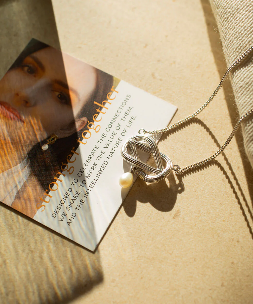 CLAUDIA BRADBY LOVE KNOT PEARL NECKLACE