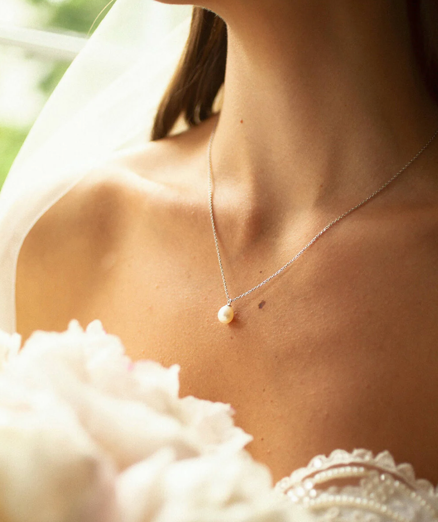 CLAUDIA BRADBY FAVOURITE PEARL DROP NECKLACE