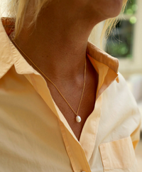 CLAUDIA BRADBY FAVOURITE PEARL DROP NECKLACE