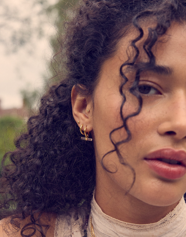 RACHEL JACKSON MINI LOVE T-BAR ROSE QUARTZ HUGGIE HOOP EARRINGS