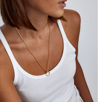 TILLY SVEAAS SMALL ETERNITY RING ON BELCHER CHAIN NECKLACE