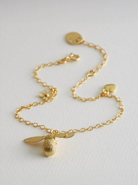 ALEX MONROE BABY BEE BRACELET