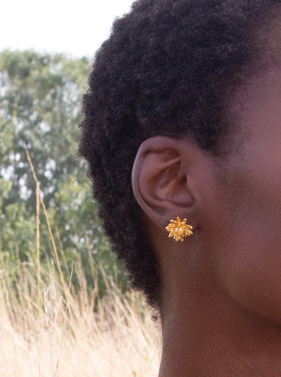 ALEX MONROE CHRYSANTHEMUM FLOWER STUD EARRINGS