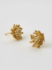 ALEX MONROE CHRYSANTHEMUM FLOWER STUD EARRINGS