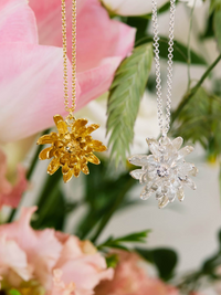 ALEX MONROE CHRYSANTHEMUM FLOWER NECKLACE