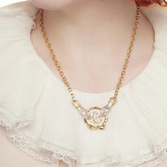 JESSICA DE LOTZ LARGE MOON SEAL NECKLACE