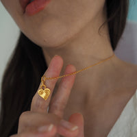 MIKAELA LYONS PETITE FLOWER HEART PENDANT