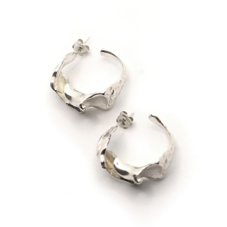HANNAH BOURN LARGE FRAGMENTED SHELL HOOPS
