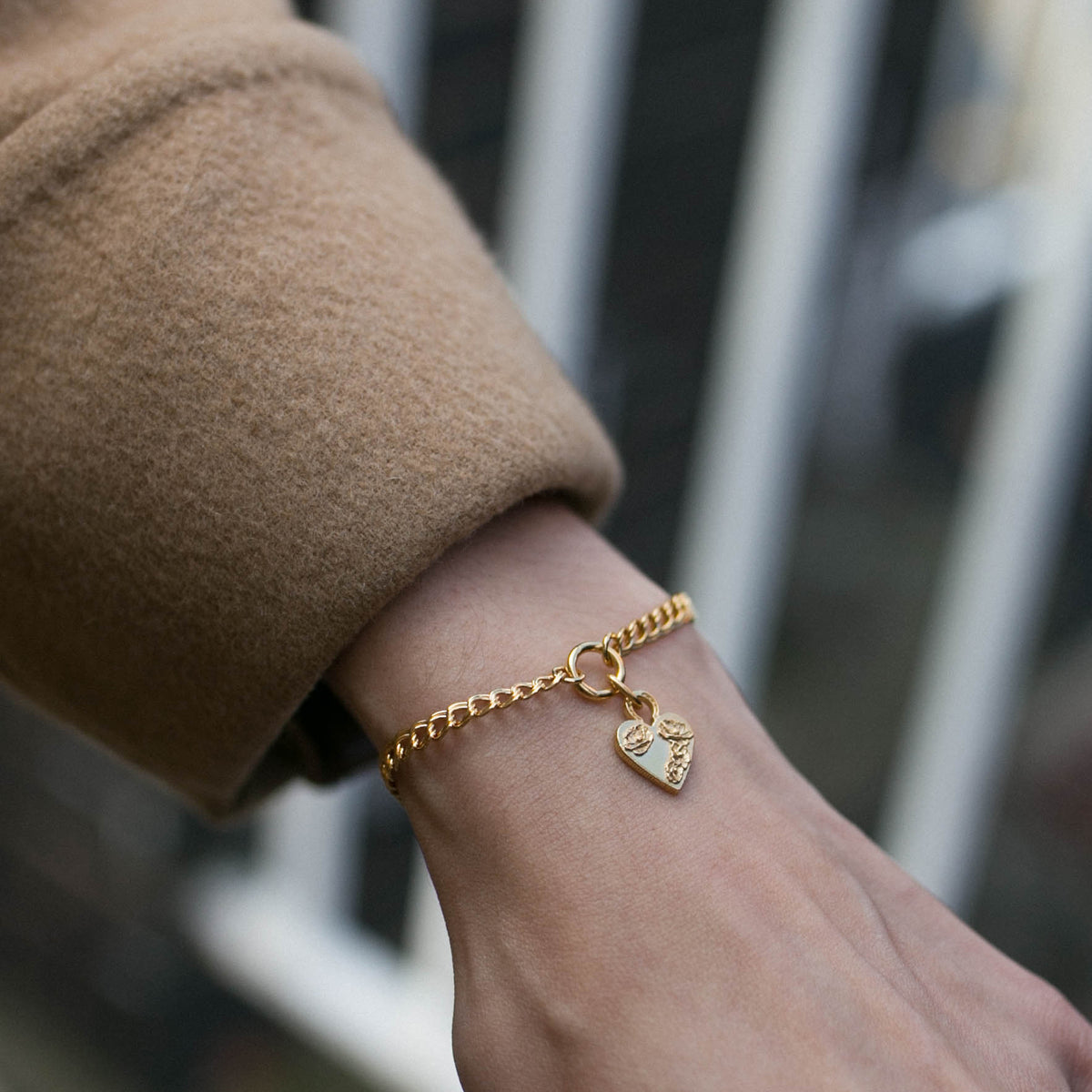 MIKAELA LYONS FLOWER HEART BRACELET