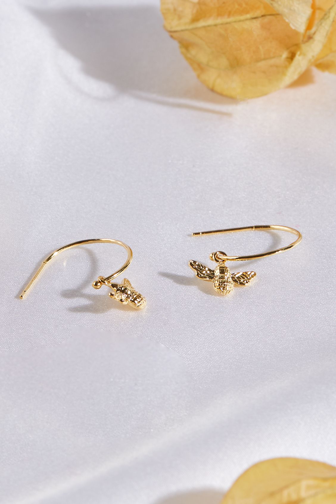 ESTELLA BARTLETT BEE DROP HOOP EARRINGS