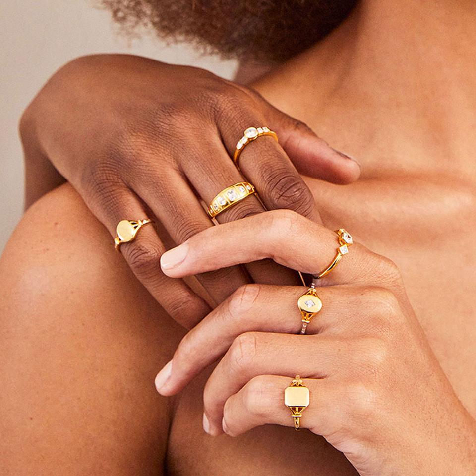 V BY LAURA VANN TILLY SIGNET RING