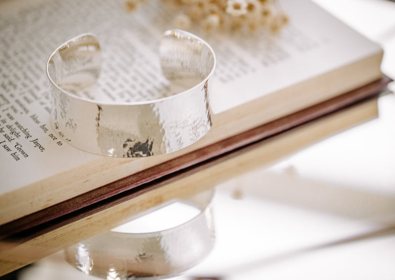 LAST NIGHT I DREAMT DU MAURIER SOLID SILVER BRACELET