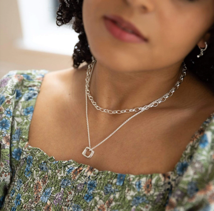 Sisterhood necklace 2025