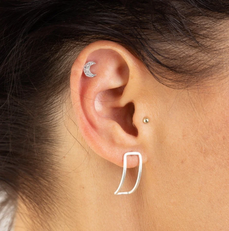 SCREAM PRETTY TEENY PAVE CRESCENT MOON STUD EARRINGS