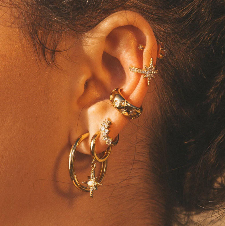 SCREAM PRETTY STARBURST SMALL EAR CUFF