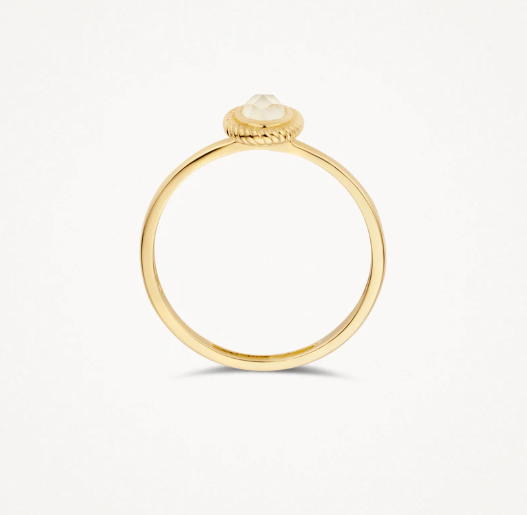 BLUSH 14K YELLOW GOLD & MOTHER OF PEARL CENTRE RING