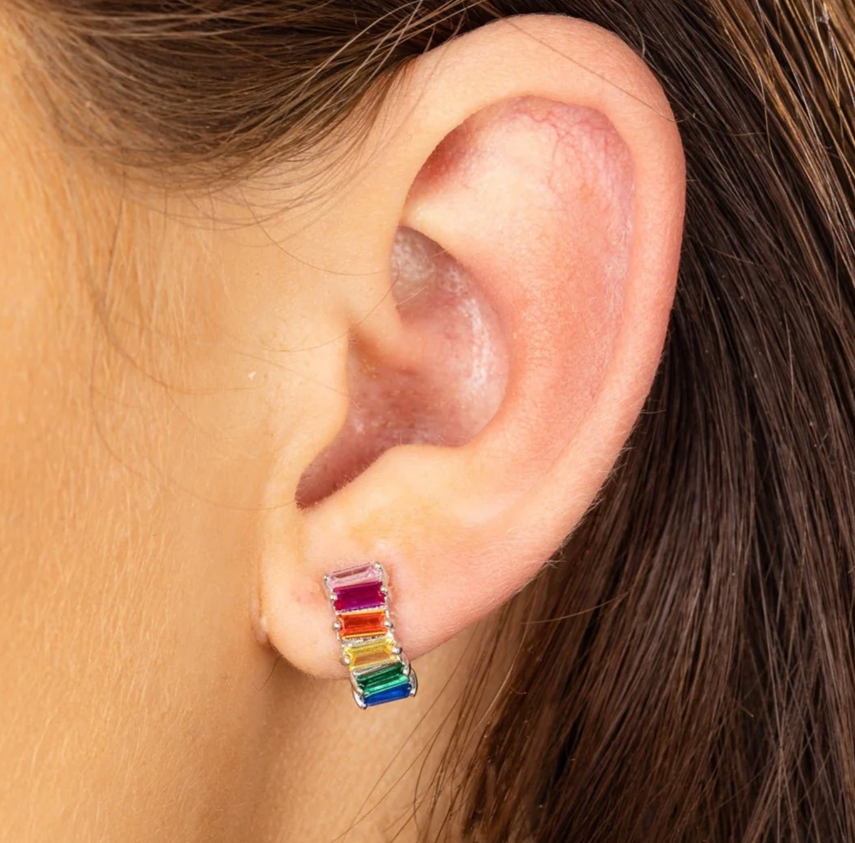 SCREAM PRETTY RAINBOW BAGUETTE HUGGIE EARRINGS