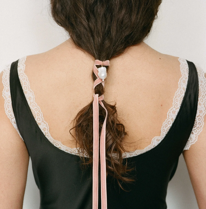 MARGAUX STUDIOS PINK AGATHA NECKLACE