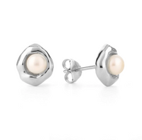CLAUDIA BRADBY LAVA STUD WITH INSET PEARL STUDS