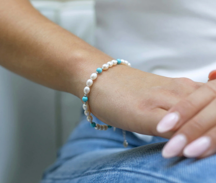 CLAUDIA BRADBY TURQUOISE & PEARL SILVER BEADED BRACELET