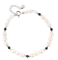 CLAUDIA BRADBY BLACK SPINEL & PEARL SILVER BEADED BRACELET