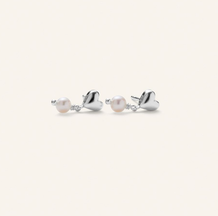 PERNILLE CORYDON WHITE ADORE EARSTICKS