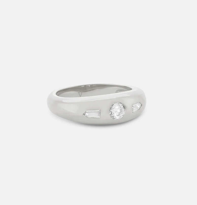 V BY LAURA VANN TINA CLEAR STONE SILVER RING