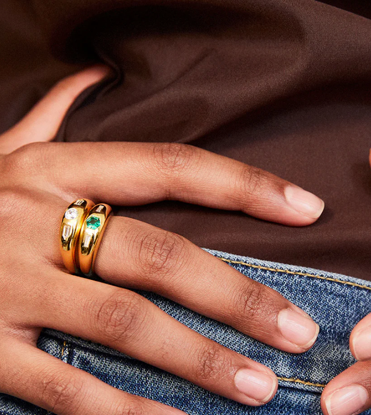 V BY LAURA VANN JADA GREEN STONE RING