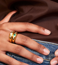 V BY LAURA VANN JADA GREEN STONE RING