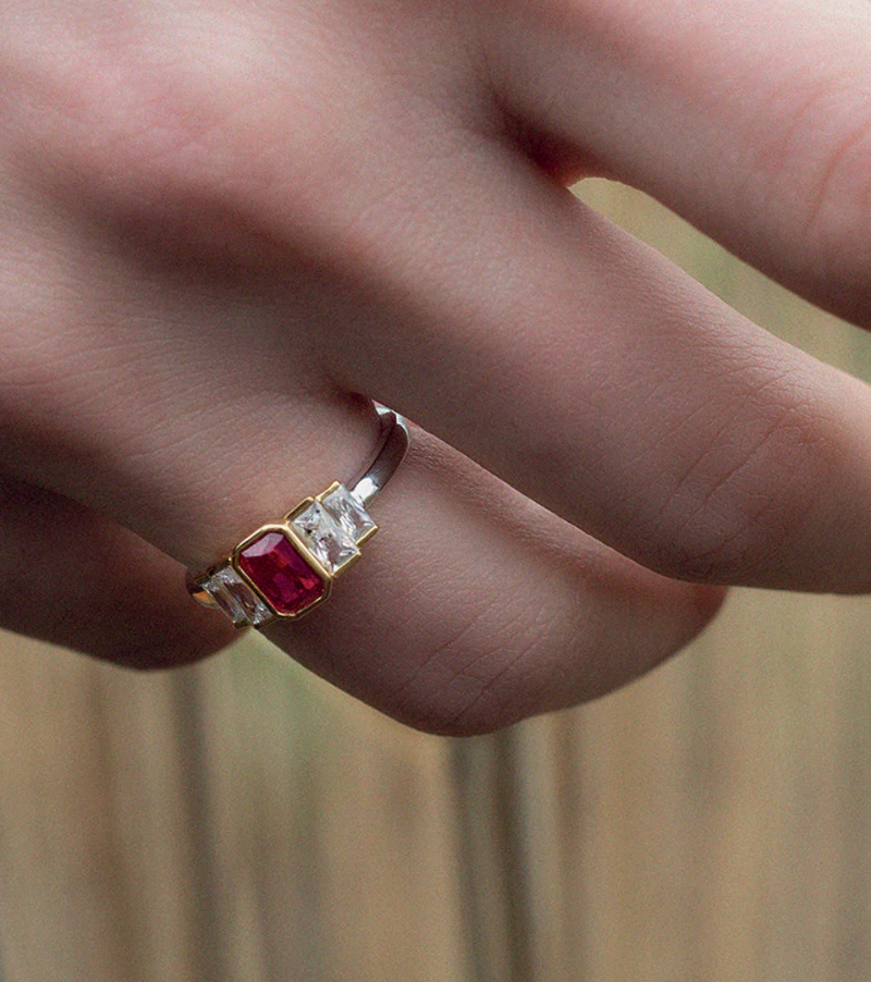 V BY LAURA VANN ISLA RING