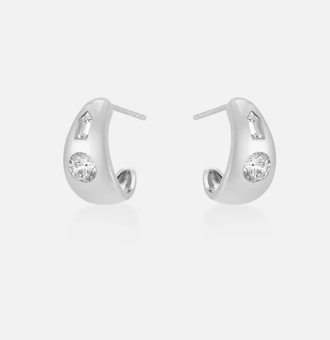 V BY LAURA VANN TINA SMALL CHUBBY HOOP EARRINGS