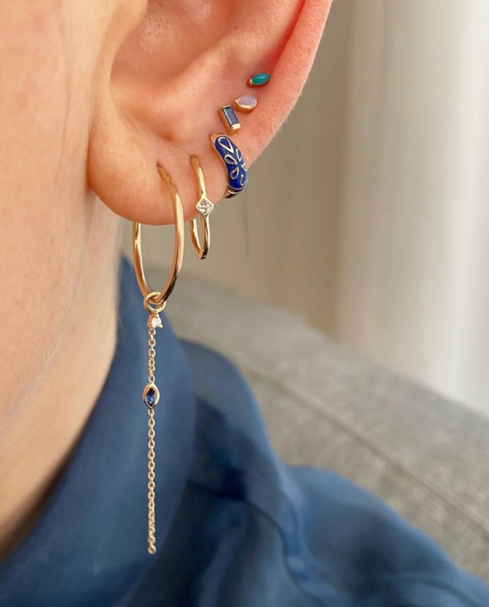 MÉTIER FLAT BACK MINI CLAW SET PEAR STU EARRING