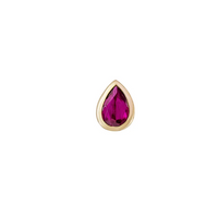 MÉTIER FLAT BACK MINI CLAW SET BEZEL PEAR STUD EARRING