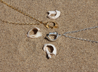 HANNAH BOURN SMALL SMOOTH FRAGMENTED SHELL NECKLACE