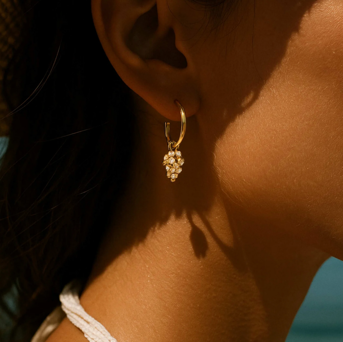 DAINTY LONDON LYRA HOOP EARRINGS