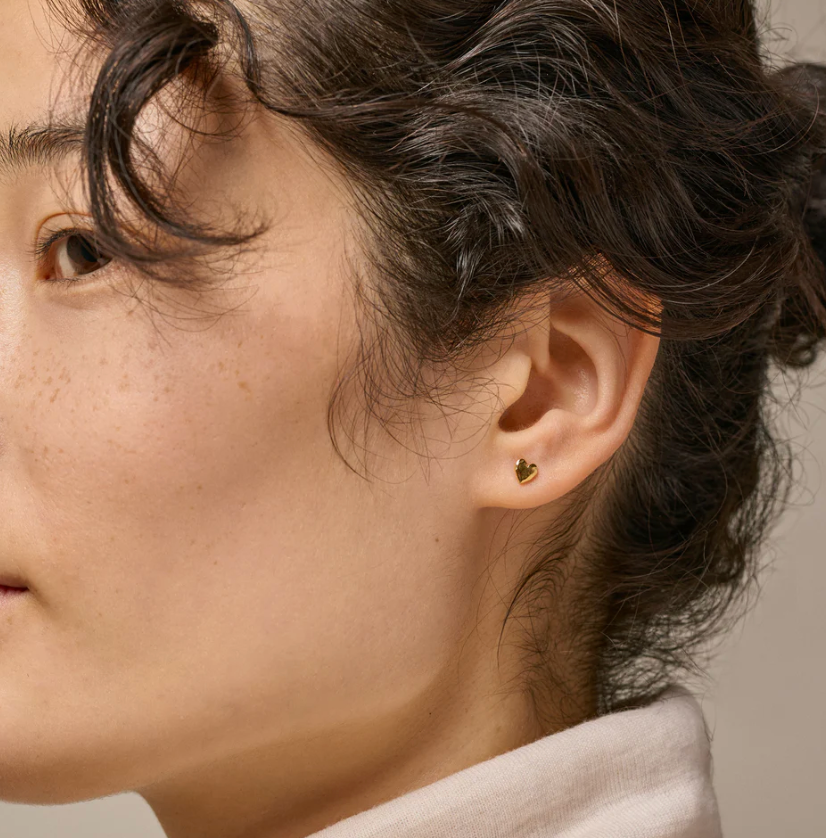 ENAMEL COPENHAGEN HEART STUD EARRINGS