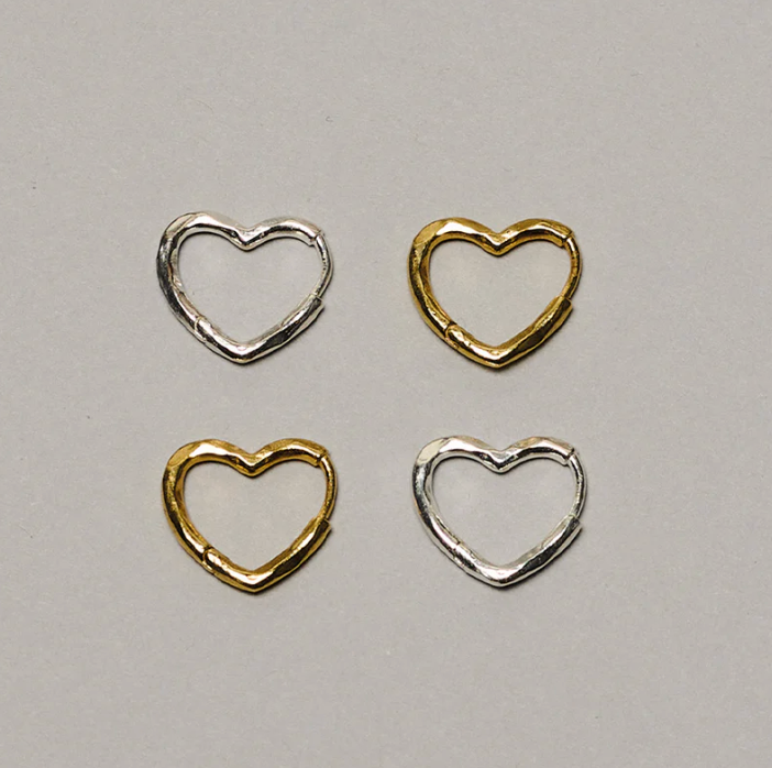 ENAMEL COPENHAGEN ORGANIC HEART SMALL HOOPS
